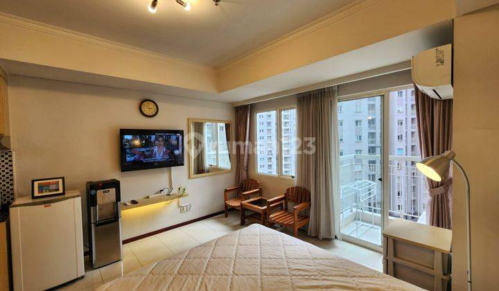 Disewakan murah Apartemen Royal Medit Furnished 2