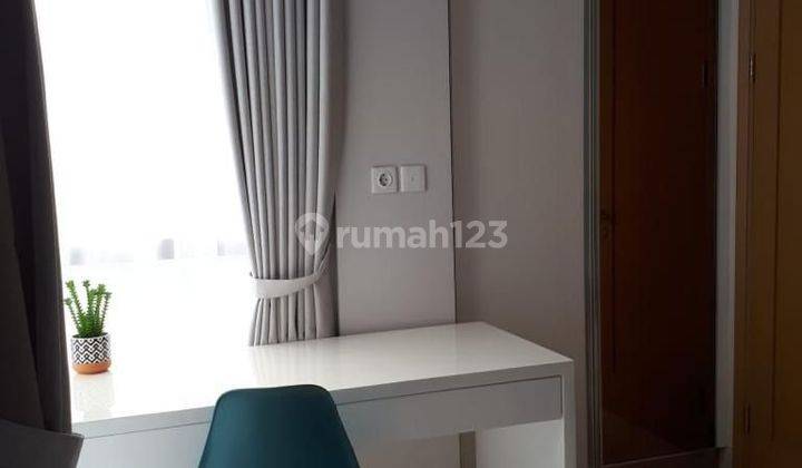 Disewakan Murah Apartemen 3 Br Taman Anggrek Residence Furnished 2