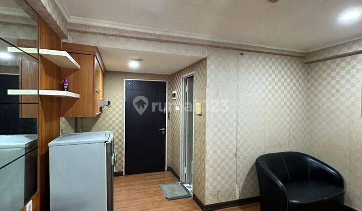 1 BR Bukan Studio Apartemen Metropolis Dekat Ubaya  1