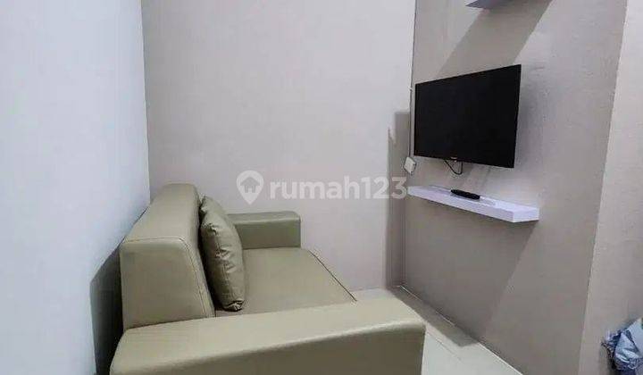 1 Br+ Ada Ruang Tamu Apartemen Gunawangsa Tidar 2