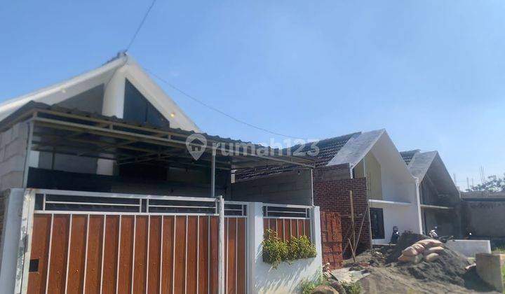 Rumah di bandung baru minimalis strategis 1