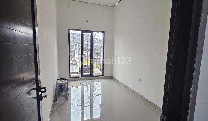 Rumah dijual lokasi strategis akses mudah  2