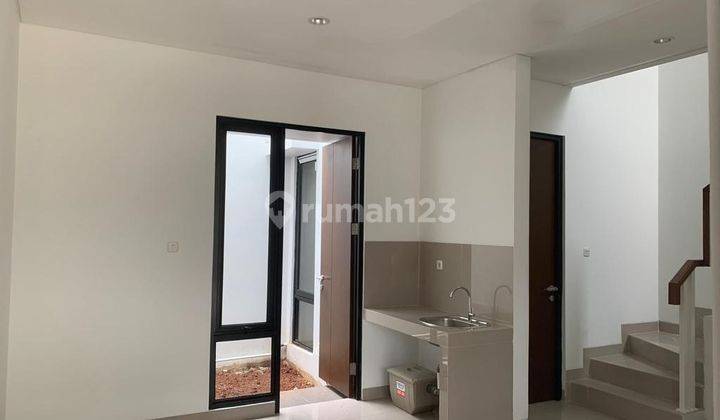 Rumah Baru 2 Lantai SHM Siap Huni Bawa Hoki, Harga Murah di Metland Puri, Petir, Tangerang 1