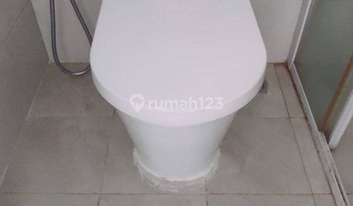 Dijual Rumah Hoek 9x15 Harga Murah 2 Lantai SHM Siap Huni, Bebas Banjir Lokasi Strategis Dekat Terminal Dan Stasiun Kalideres, di Cluster Green Puri, Semanan, Kosambi, Jakarta Barat 2