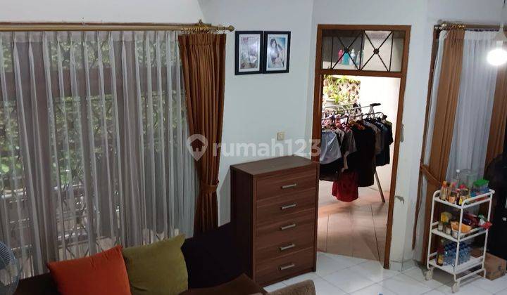 Dijual Nego Sampe Jadi Rumah Bagus Semi Furnished 2 Lantai, Siap Huni Harga Murah Bebas Banjir Lokasi Strategis di Modernland, Tangerang, Banten 2