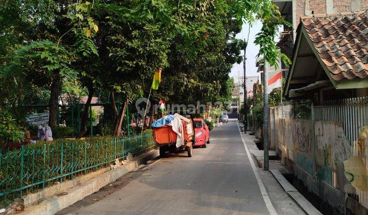 Dijual Rumah Tua Hitung Tanah Siap Bangun Harga Murah Depan Jalan Raya, Bebas Banjir Lokasi Strategis di Petojo, Grogol Petamburan, Jakarta Barat 1