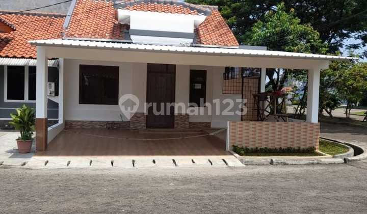 DI JUAL CEPAT 1M RUMAH TAMAN UBUD CEMPAKA TIMUR KARAWACI