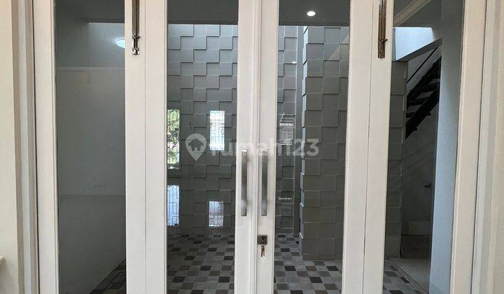 Dijual Rumah Sevilla Kencanaloka Bsd Lingkungan Nyaman Dan Aman 2