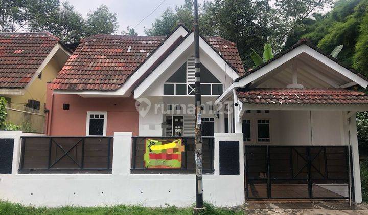 Dijual Rumah Di Nusaloka Bsd Minimalis Modern Lingkungan Nyaman 1