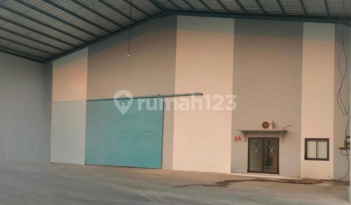 FOR RENT WAREHOUSE IN SEPATAN TANGERANG, GOOD CONDITION, STRATEGIC LOCATION