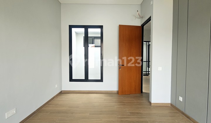 BRAND NEW HOUSE BANGUNAN MANDIRI GRIYA LOKA BSD KAWASAN AMAN 2