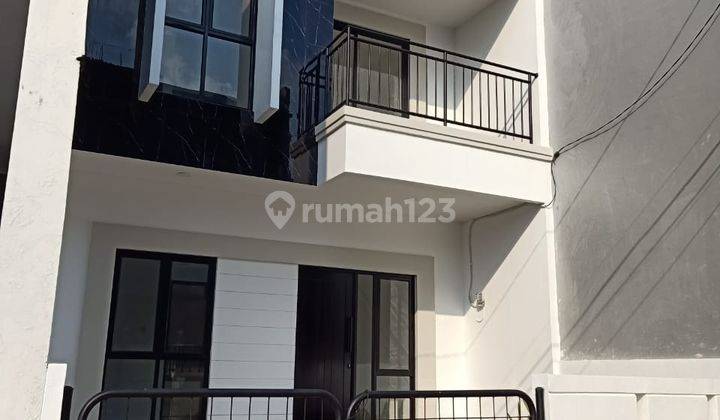 Dijual Rumah Nusa Loka Bsd Lingkungan Bersih Keamanan 24JAM 2