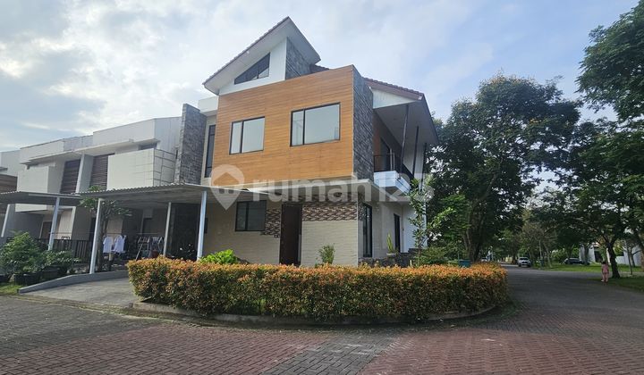 Rumah baru hoek di The Eminent, BSD City Dekat ICE, Aeon Mall 2