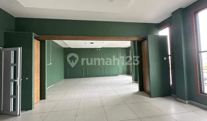 FOR RENT MULTI-PURPOSE BUILDING Eg. Restaurant Jl. Raya Serpong South Tangerang FOR RENT MULTI-PURPOSE BUILDING Eg. Restaurant Jl. Raya Serpong South Tangerang