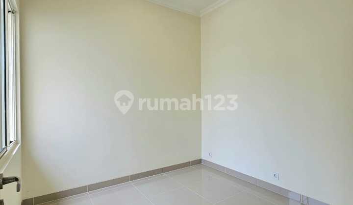 RUMAH BAGUS KONDISI TERAWAT LOKASI DI PUSAT KONTA THE SPRING GS 2