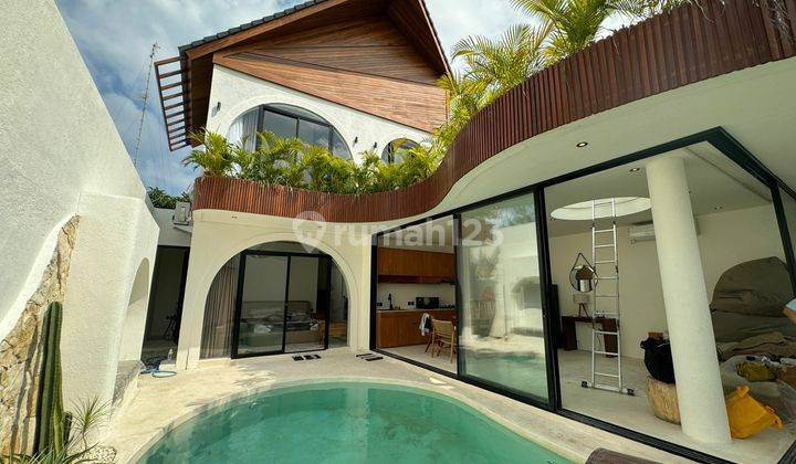 RENT/SELL/LEASEHOLD, LUXURY VILLA AT SEMINYAK 1