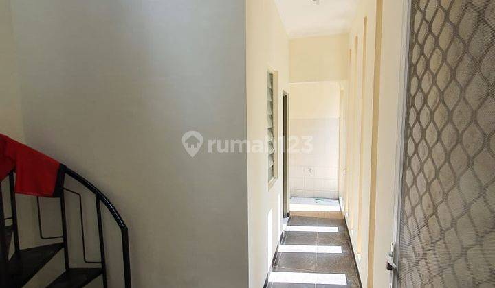 Rumah 2 Lantai Bagus Semi Furnished SHM di San Diego Pakuwon City Surabaya, Surabaya 2