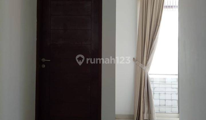 Nice 2 Floor Semi Furnished SHM House in Laksamana Renon Denpasar Bali, Denpasar 2