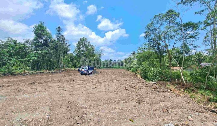 Tanah Jogja View Cantik Area Villa Dengan Lingkungan Asri  1