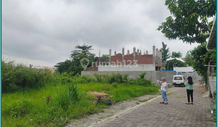 Tanah Jogja Siap Akad, 3 Menit Balaikota Yogyakarta, Jl Timoho, 1