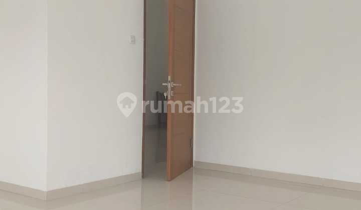 Rumah Murah 2 Lantai Siap Huni Bagus Shm Di Budisari  2