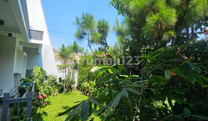 Dijual**rumah Mewah Modern Tropis Di Komp Elit Sidomukti* Dijual**rumah Mewah Modern Tropis Di Komp Elit Sidomukti*