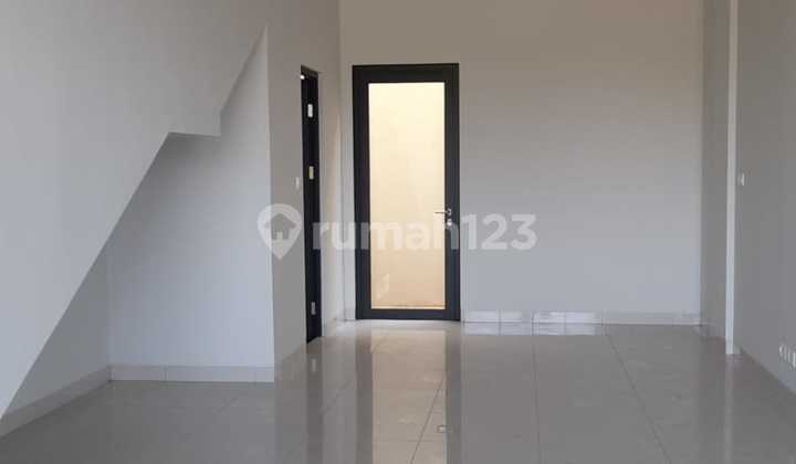 Affordable 3-Story Shop House 67.5 M² Land Certificate at Summarecon Bandung Affordable 3-Story Shop House 67.5 M² Land Certificate at Summarecon Bandung