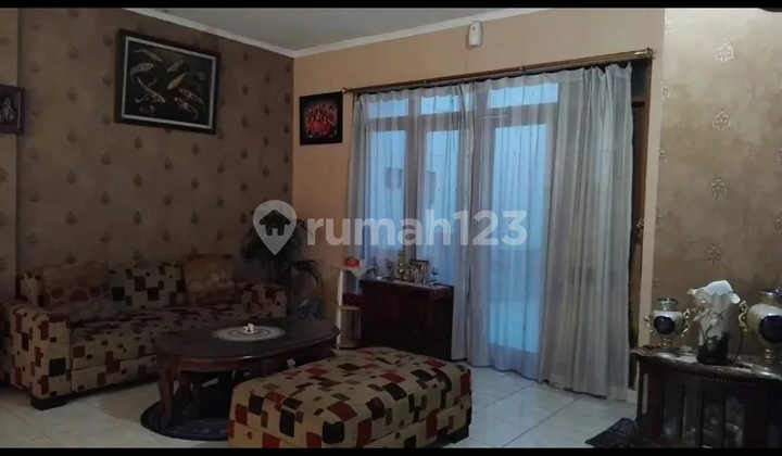 Rumah 2 Lantai, SHM, Dekat Pusat Kota Bandung 2