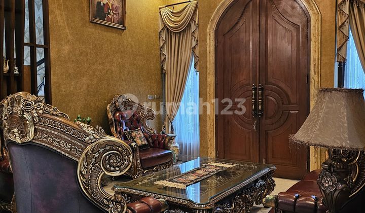 Dijual Rumah Mewah Sultan 2 Lantai Semi Furnished