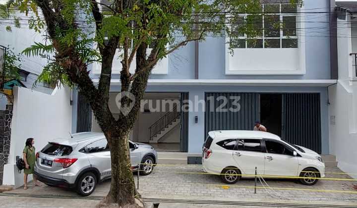 *disewakan Ruko Strategis Di Mainroad Sarijadi Bandung*