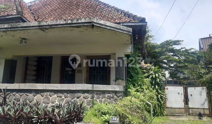 Rumah Murah Taman Luas Bagus SHM di Tengah Kota Bandung 2