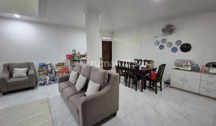 Dijual Rumah Hook Full Furnished Dlm Komplek Gria Pamulang