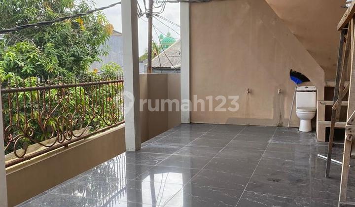 Dijual cepat rumah 2 lantai siap huni di cempaka baru kemayoran jakpus 2
