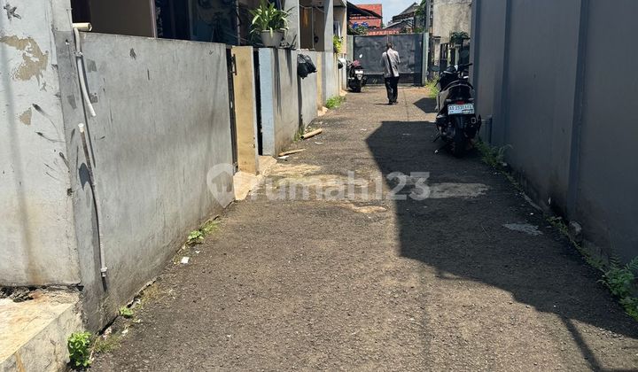 For sale: 6-door boarding house in Bintaro 2