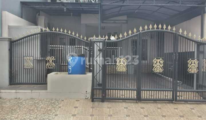 For Sale: Move-in Ready House in Vila Bintaro Regency, Jombang, Pd Aren