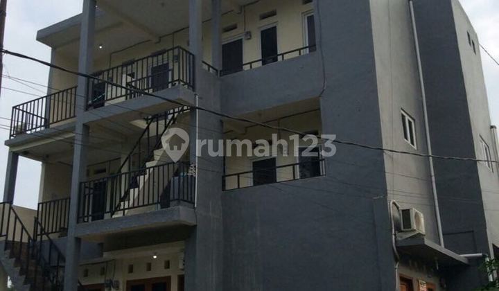 Kost Sangat Strategis 3 Lantai Kelapa Dua dekat Kampus Gunadharma Kost Sangat Strategis 3 Lantai Kelapa Dua dekat Kampus Gunadharma