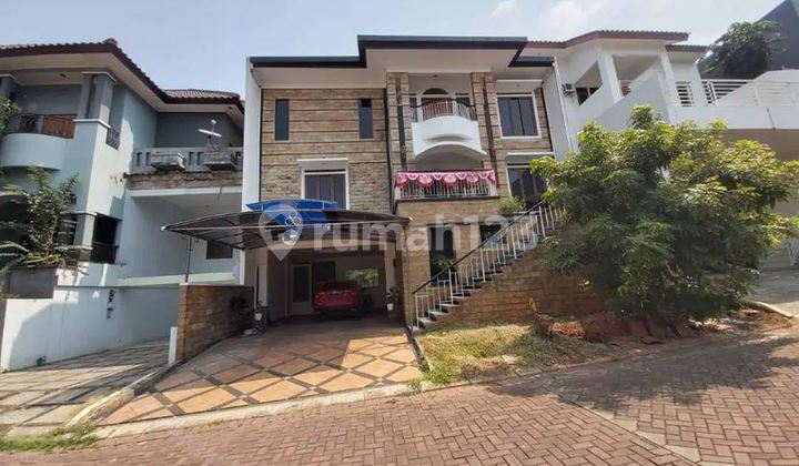 Luxury Home Puri Sriwedari Cibubur with Swimming Pool. 2