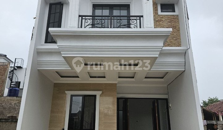 Rumah Baru Mewah 2 Lantai Modern Classic Sukatani Cimanggis 1