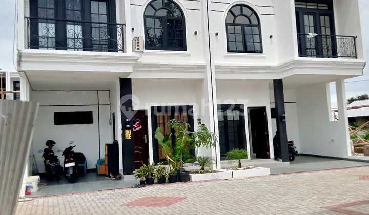 Rumah Mewah Klasik 2 Lantai Kelapa Dua Cimanggis 