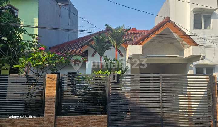 Strategic House Grand Depok City Cluster Puri Insani