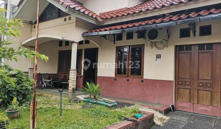 Rumah Mewah Strategis Pesona Khayangan Margonda Depok 2