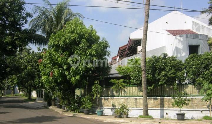 Rumah Besar Posisi Hook Bukit Permai Cibubur 2