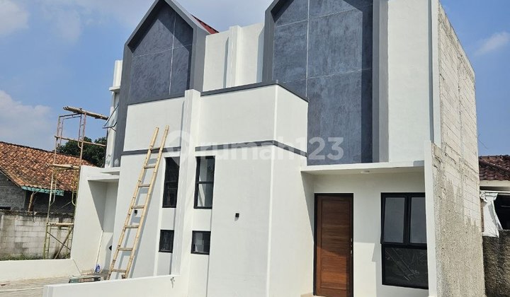 Rumah Modern Mezanine Dekat Stasiun Pondok Rajeg Rumah Modern Mezanine Dekat Stasiun Pondok Rajeg