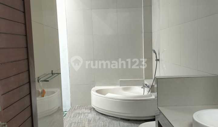 VILLA FOR LEASE AT KEROBOKAN MENARIK DAN BAGUS MR 2