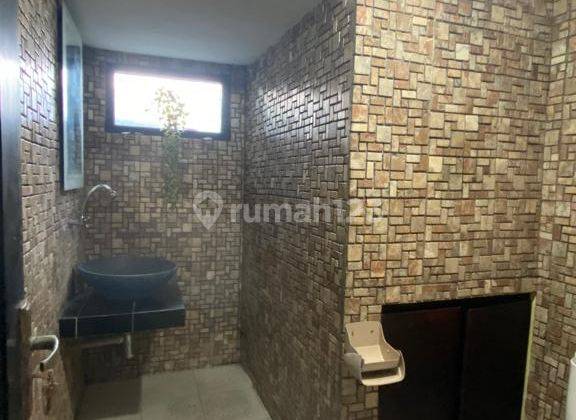 Rumah Butuh Renovasi Furnished di Jimbaran, Badung 1