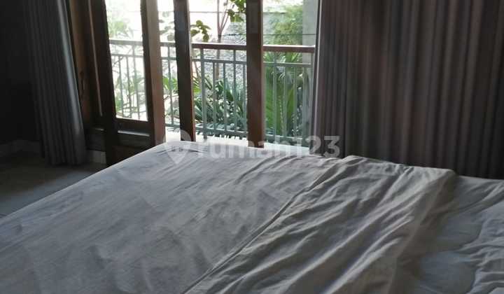 Villa For Lease in Kerobokan Area, Nice and Attractive, Cheap 2