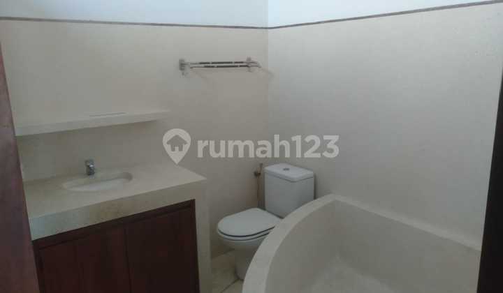 House For Lease Balangan Area Bagus dan Menarik 2