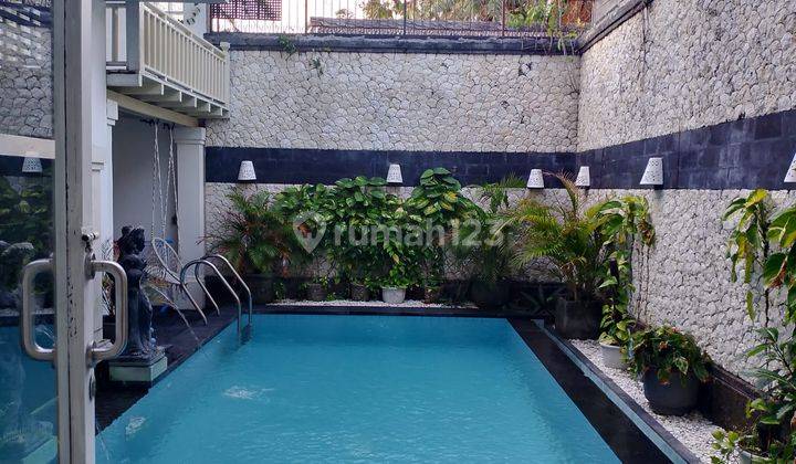 Elite House For Rent In Sesetan, Jo 1