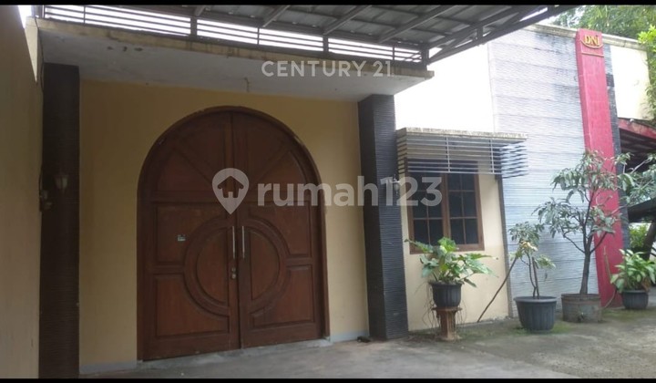 Land Warehouse for Sale in Penggilingan, Cakung, East Jakarta