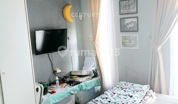 Dijual Rumah Rapi 2 Lantai Di Cipedak Jakarta Selatan 2